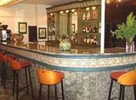 Otel Achillion