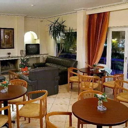 Achillion Hotel 3*
